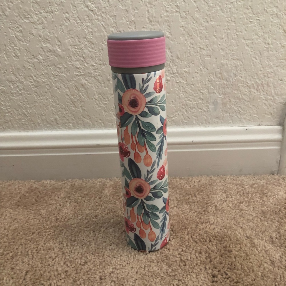 Asobu water bottle